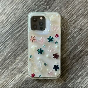 📱 Glam Pearl Butterfly iPhone Case – Fits iPhone 14 Pro Max 🌸